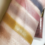 BELLE 19 PEARL LuxeGlow Cream-to-Powder водостійкі, кремово-пудрові тіні у тубі 10 мл - BELLE 19 PEARL LuxeGlow Cream-to-Powder водостійкі, кремово-пудрові тіні у тубі 10 мл
