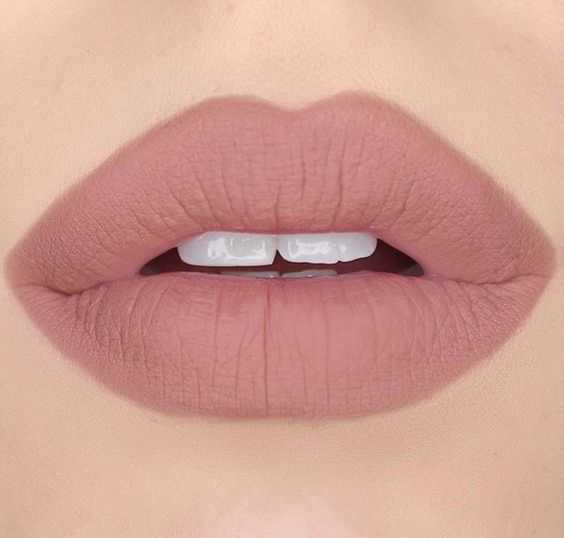 300 ОГОЛЕНА КРАСА Водостійкий олівець на вуста ALIZEE MAKE-UP