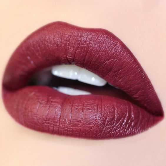 C16 олівець на вуста La Sensualitе A-Visage make-up Paris 18 см